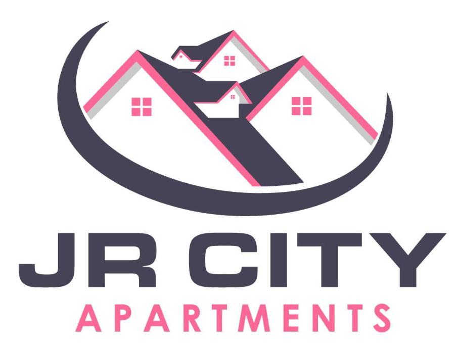 Penthouse Suites By Jr City Apartments Vienna Exterior photo